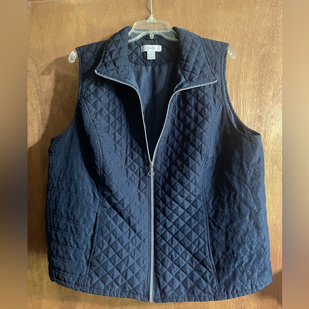 CJ Banks navy blue quilted full zip vest with functional pockets, 1X